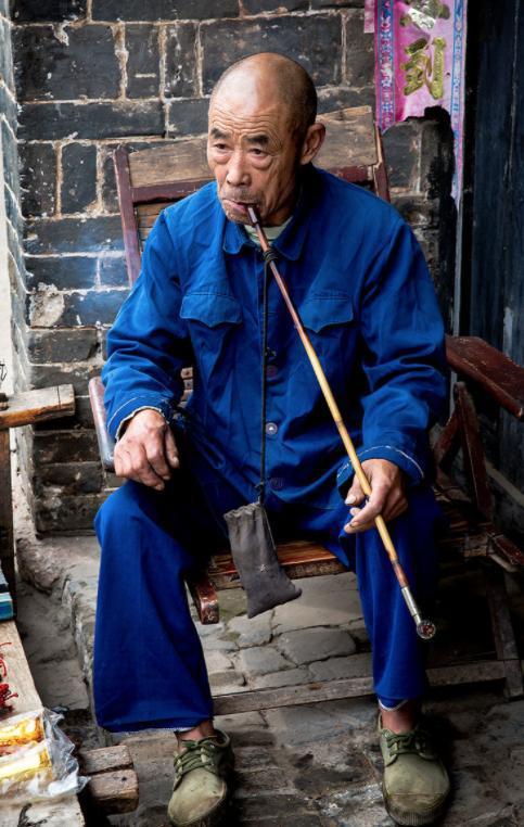 抽有爆珠的烟会不会杀精_吸烟有爆珠_烟用爆珠对身体有害